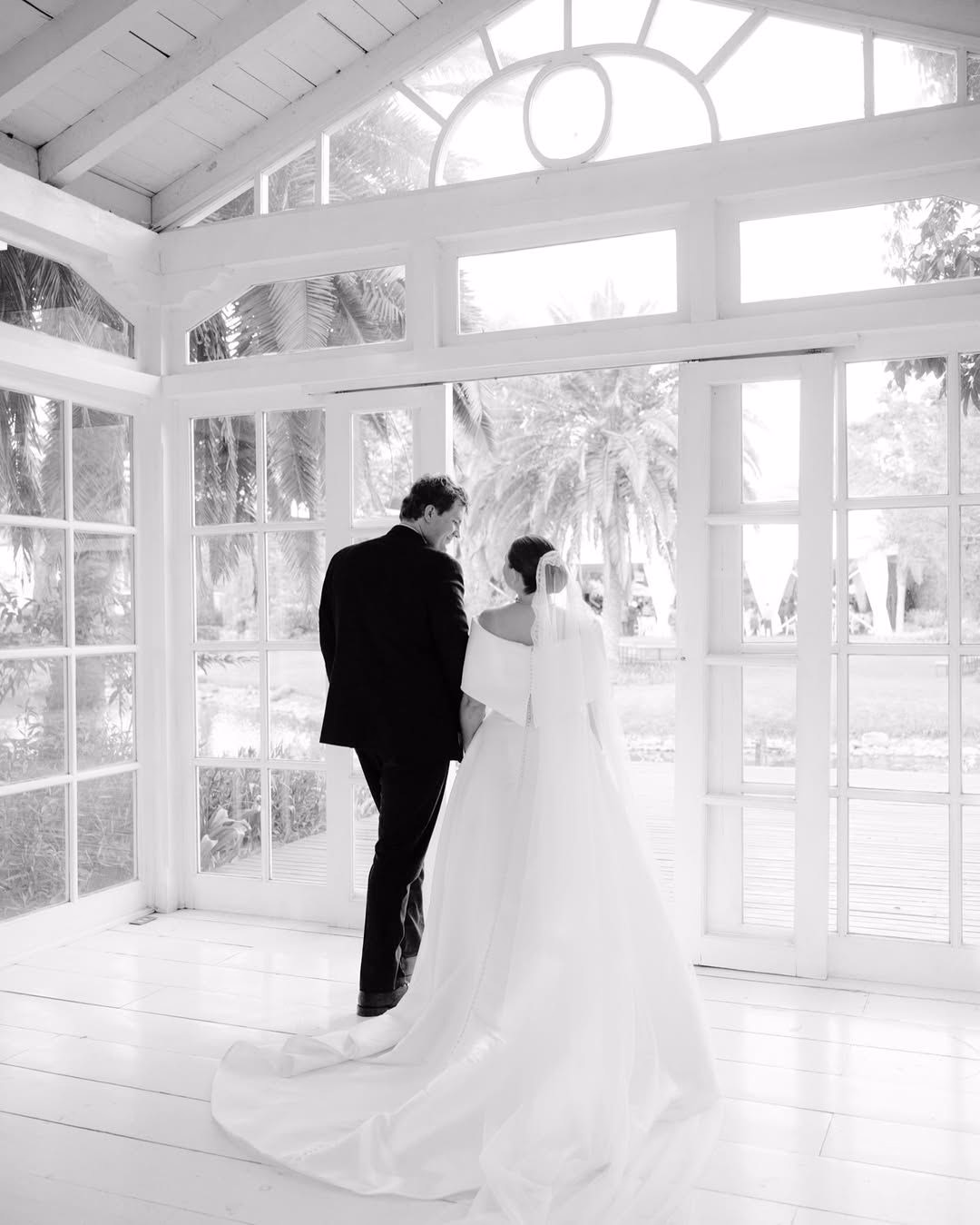 Editorial wedding photograph from Jorge Weddings portfolio.