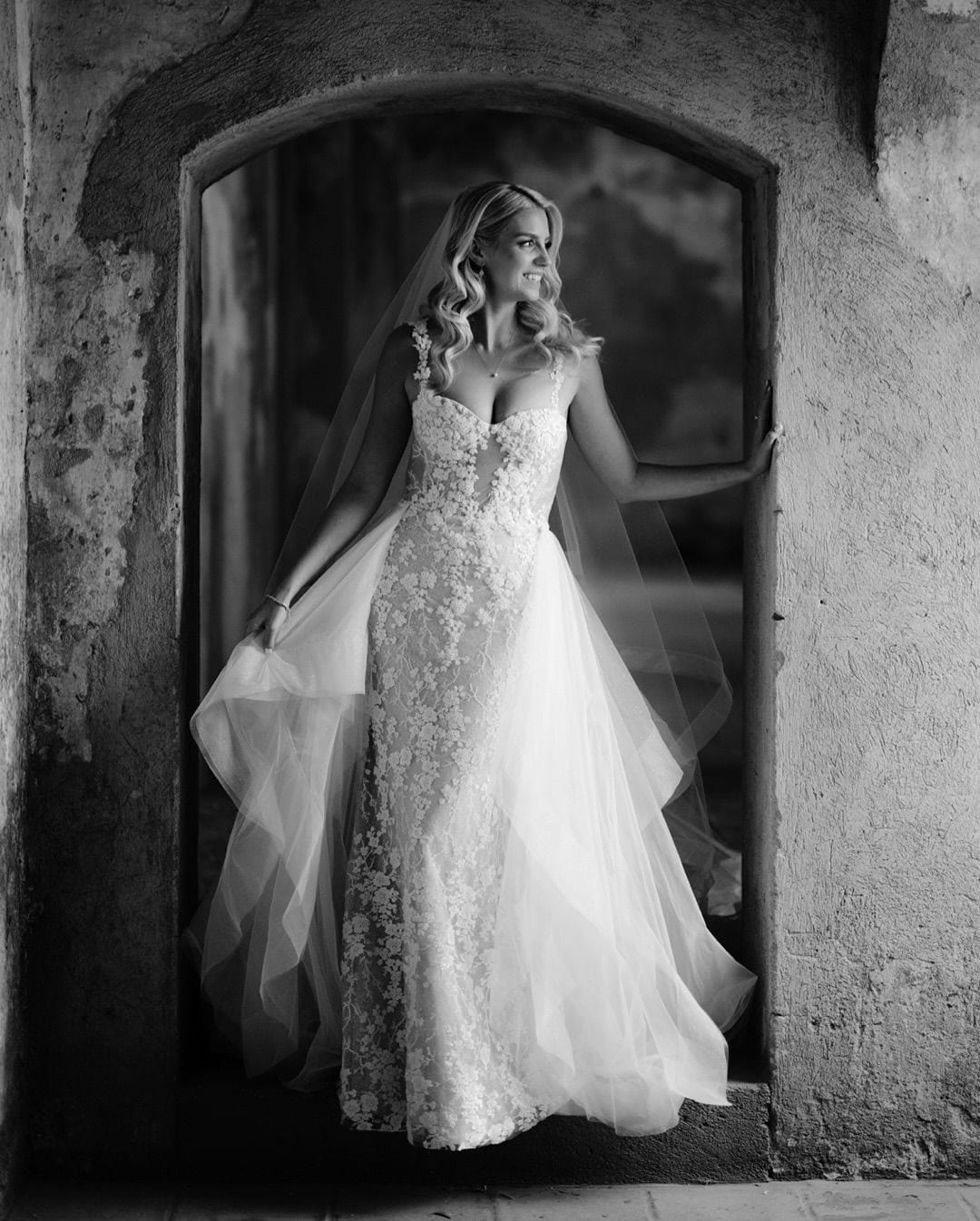 Editorial wedding photograph from Jorge Weddings portfolio.