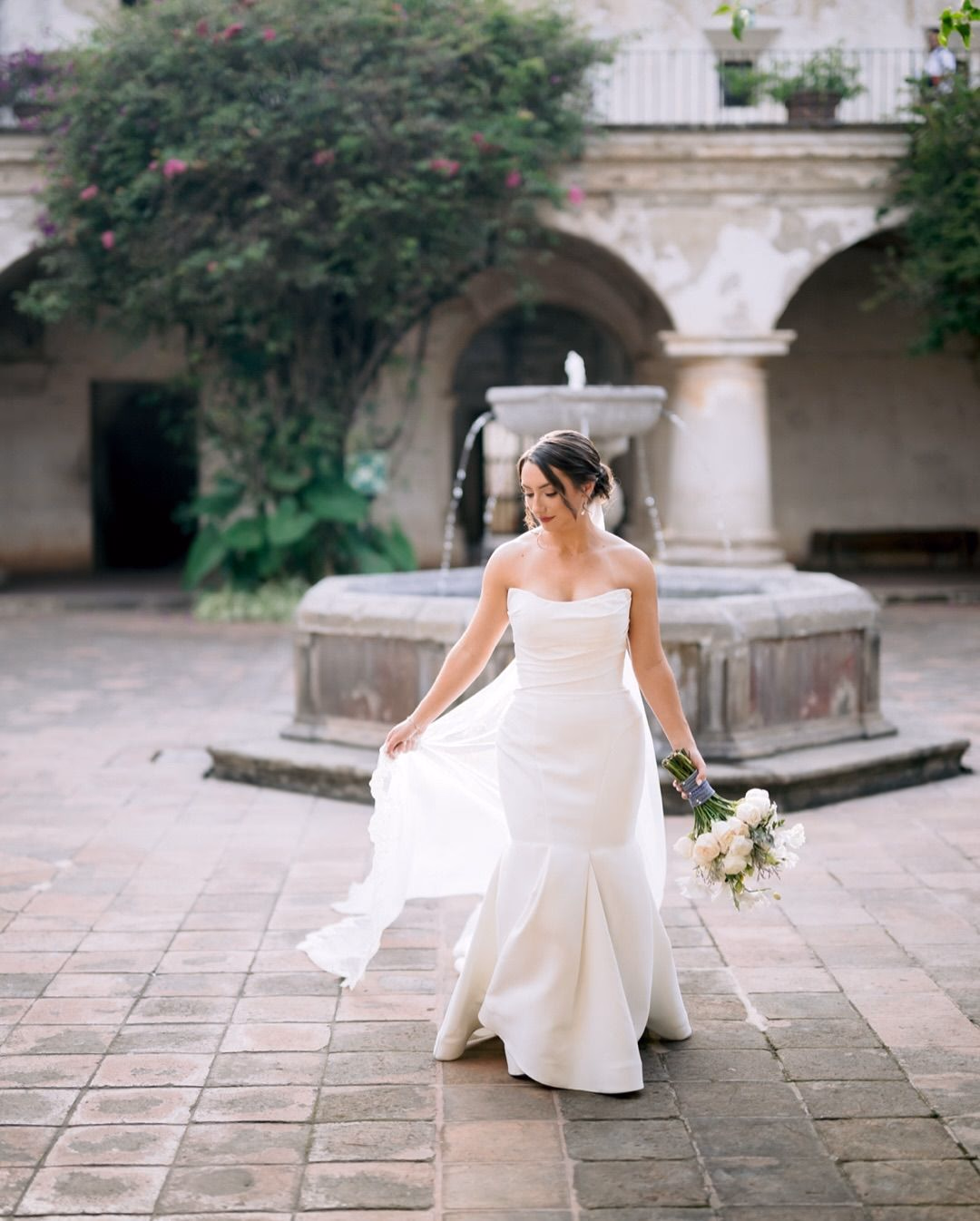 Editorial wedding photograph from Jorge Weddings portfolio.