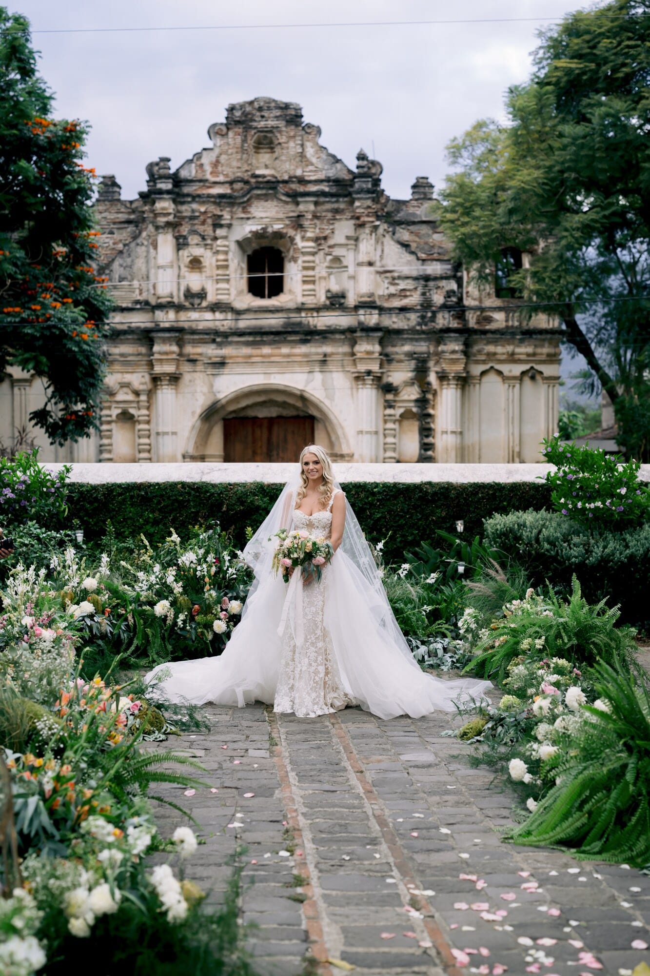 sidney nathan san jose el viejo — Antigua Guatemala